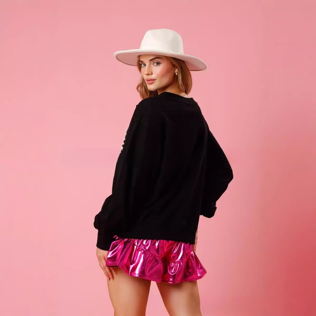 Love Pearl Round Neck Pullover Loose Sweater